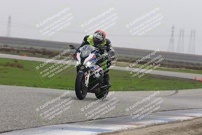 media/Nov-30-2025-TrackDaz (Sun) [[d8b22663df]]/B Group/Session 5 (Wheelie Bump)/